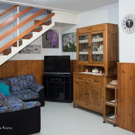 Appartement Angolo Di Via Fiorita