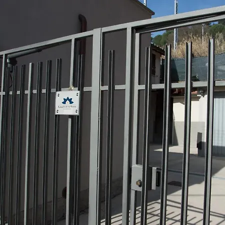 Angolo Di Via Fiorita Appartement Pérouse